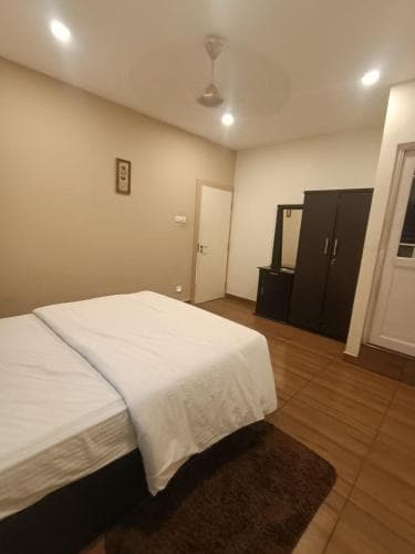 sahara suites