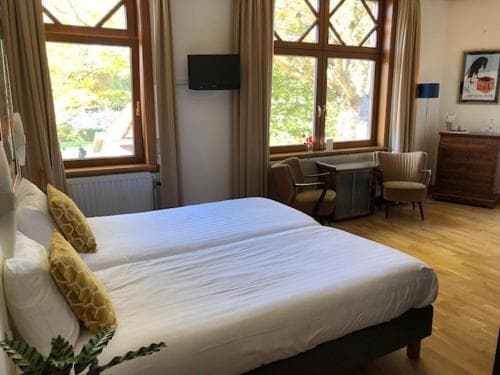 Hotel Pastis