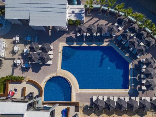 Dionysos Hotel & Suites