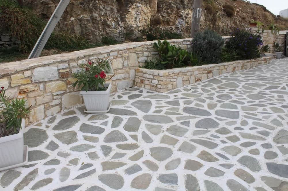Athina Studios