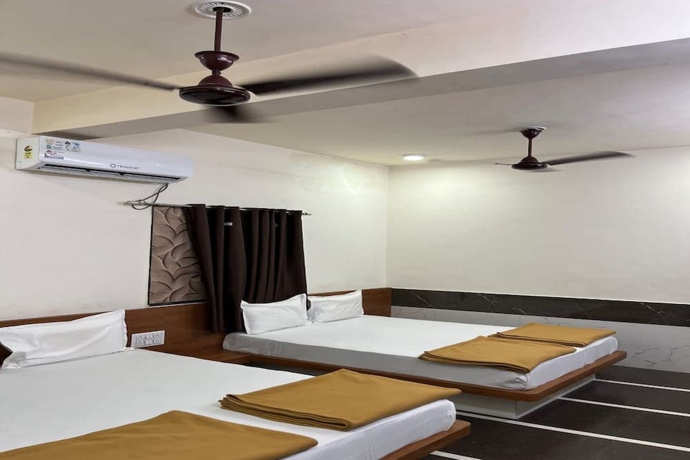 Mahalaxmi Hotel