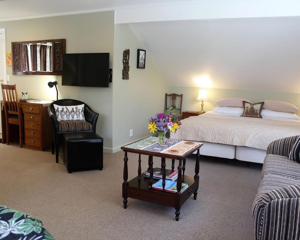 Annick House Bed and Breakfast