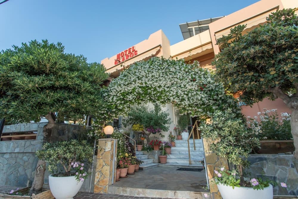 Glaros Hotel