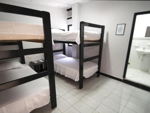 Jer`s Hostal