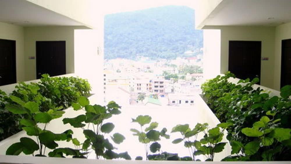 Meesuk Place
