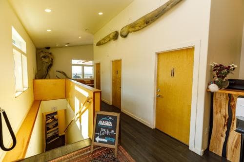 Knik River Lodge
