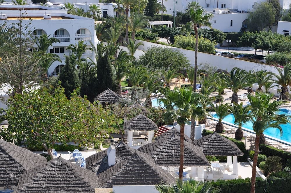 Hotel Kanta Resort & Spa