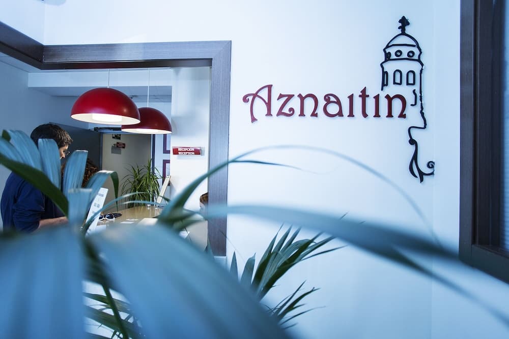 Hostal Aznaitin