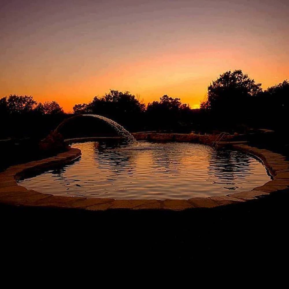 Suncave Gardens