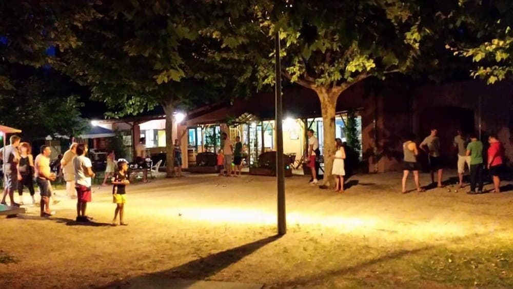 Camping Lou Comtadou