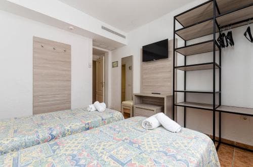 Hostal Gami Adults Only