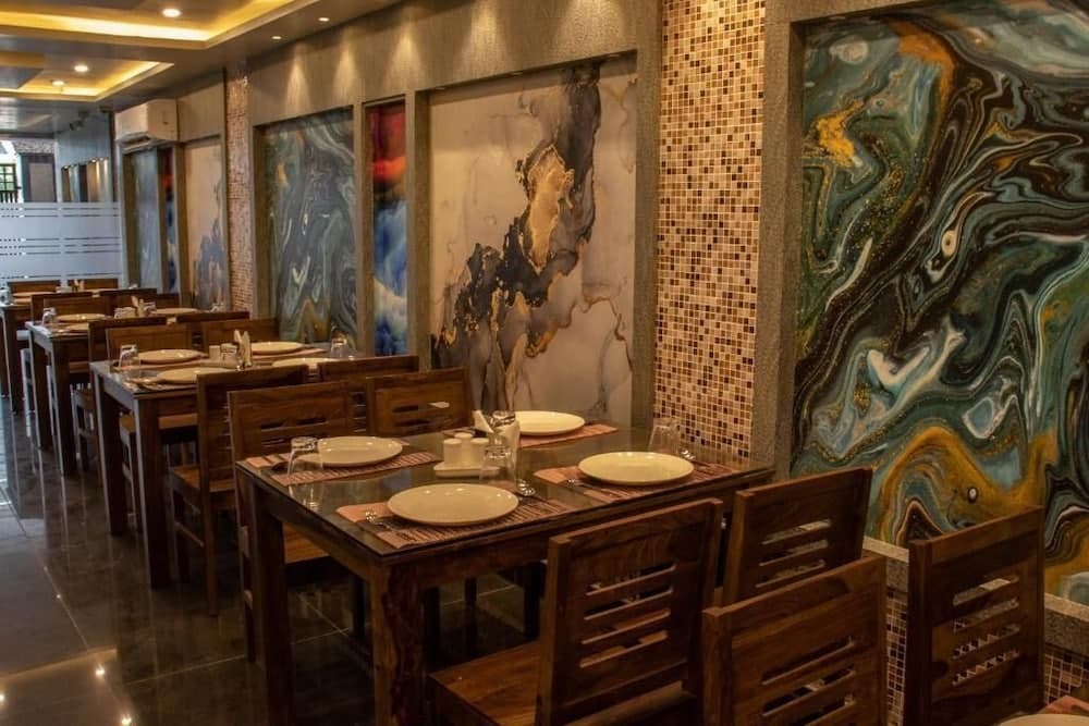 Anandaloke Residency