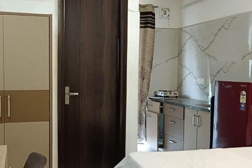 FabHotel Starr Residency