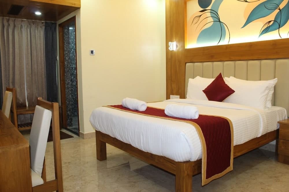 Le Kumar Residency