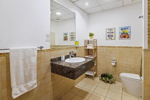 La Buena Vida Holiday Homes, Luxe, 3BR with, full kitchen, Marina View, by JBR Beach, Tram & Marina