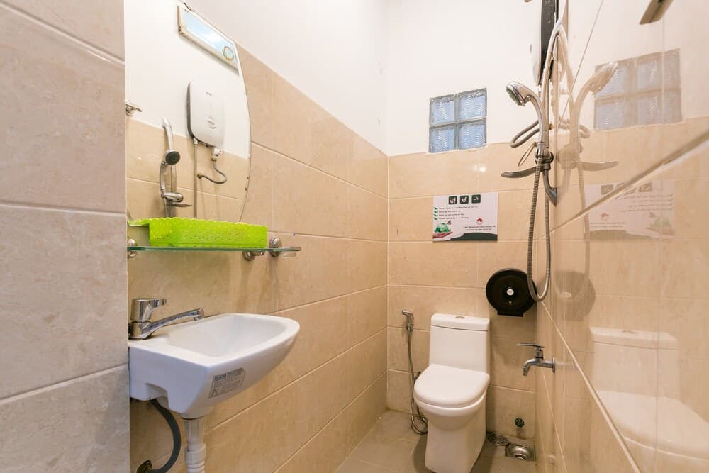 Sakura Cholon Hostel