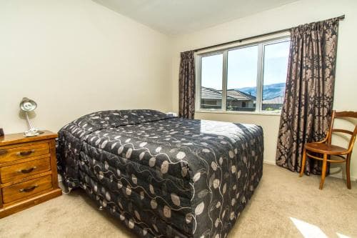 Rustic Lodge Bed & Breakfast