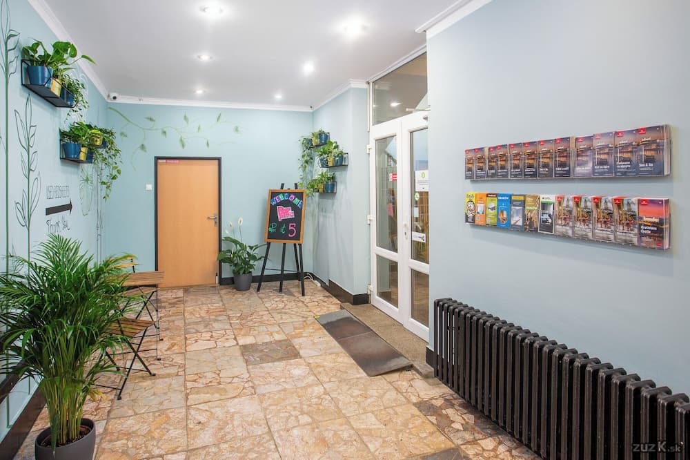 Patio Hostel