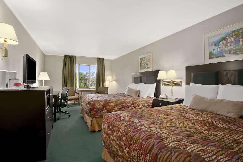 Ramada by Wyndham Washington