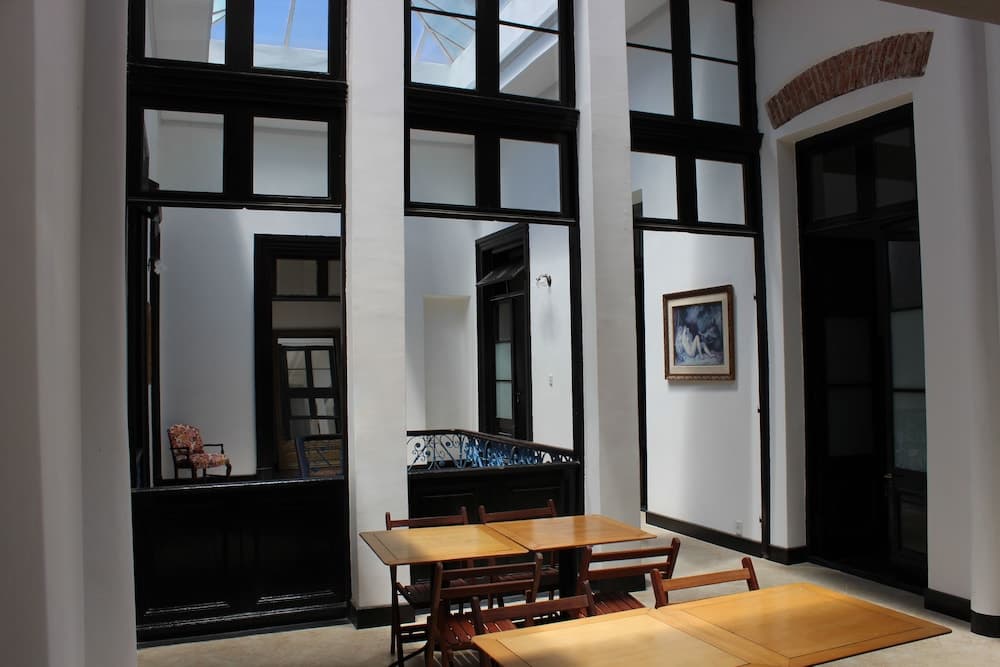 Montevideo Chic Boutique Hostel