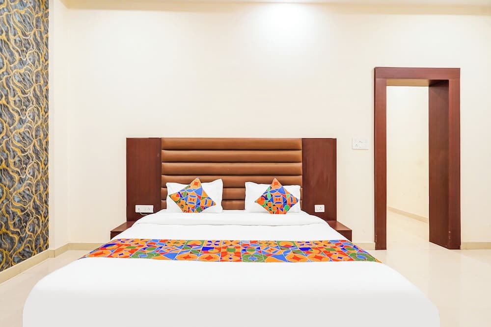 Fabhotel Palm Bliss