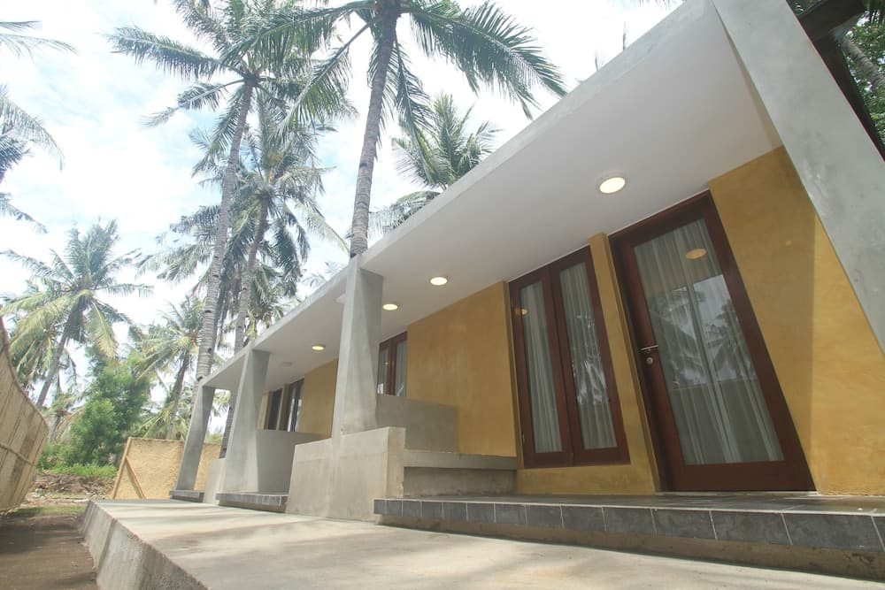 Triple Tree Villa