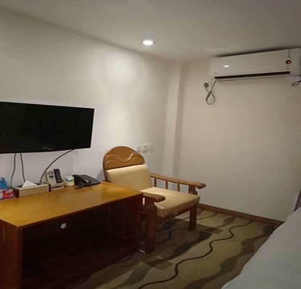City Star Hotel