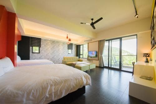 Whitecaps B&B