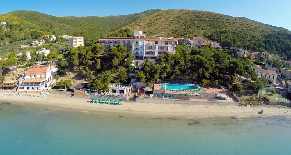 Hotel Punta Licosa