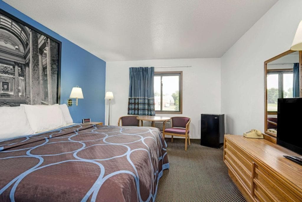 Budget Host Inn
