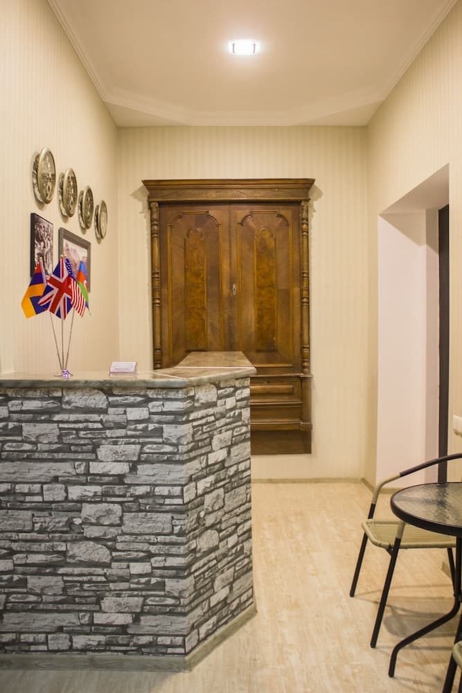 Prima Rooms