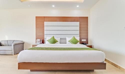 Phoenix Resort