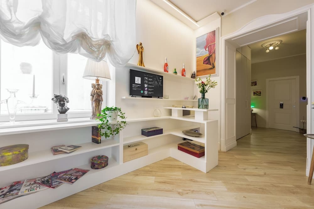 It s Room Naples