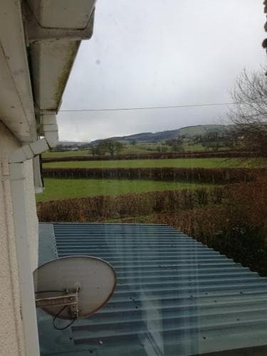 Ty Newydd