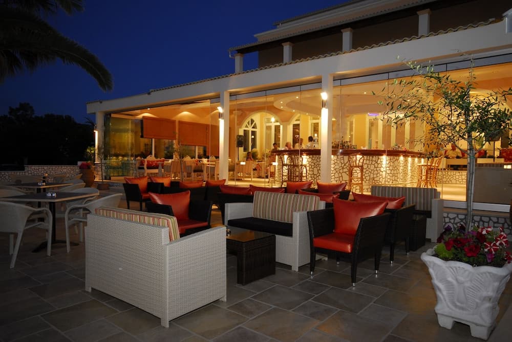 Coral Hotel