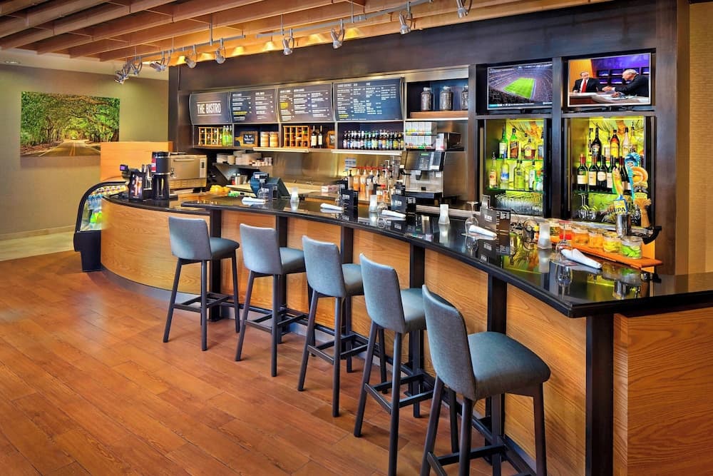 Courtyard By Marriott Stuart