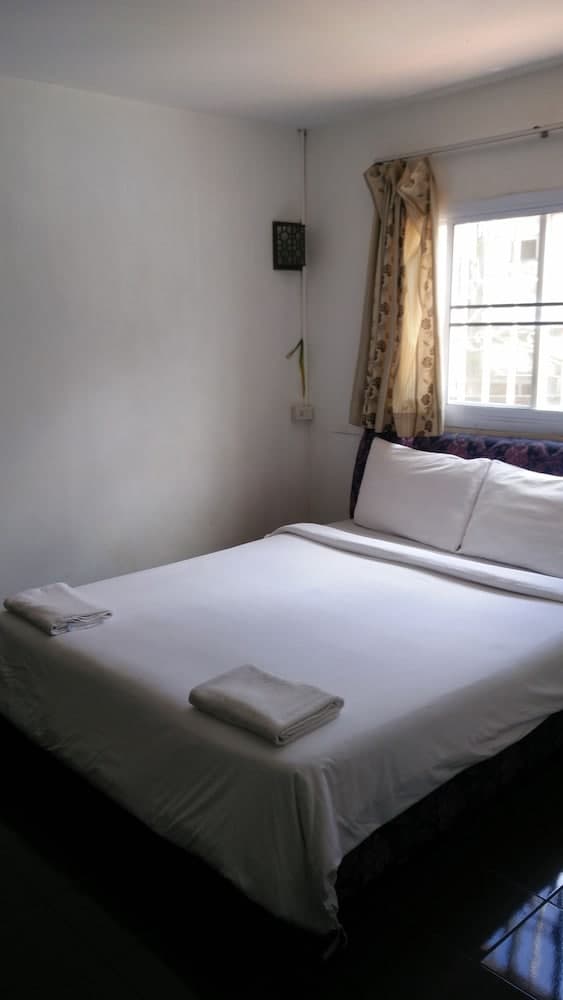 Mixok Inn
