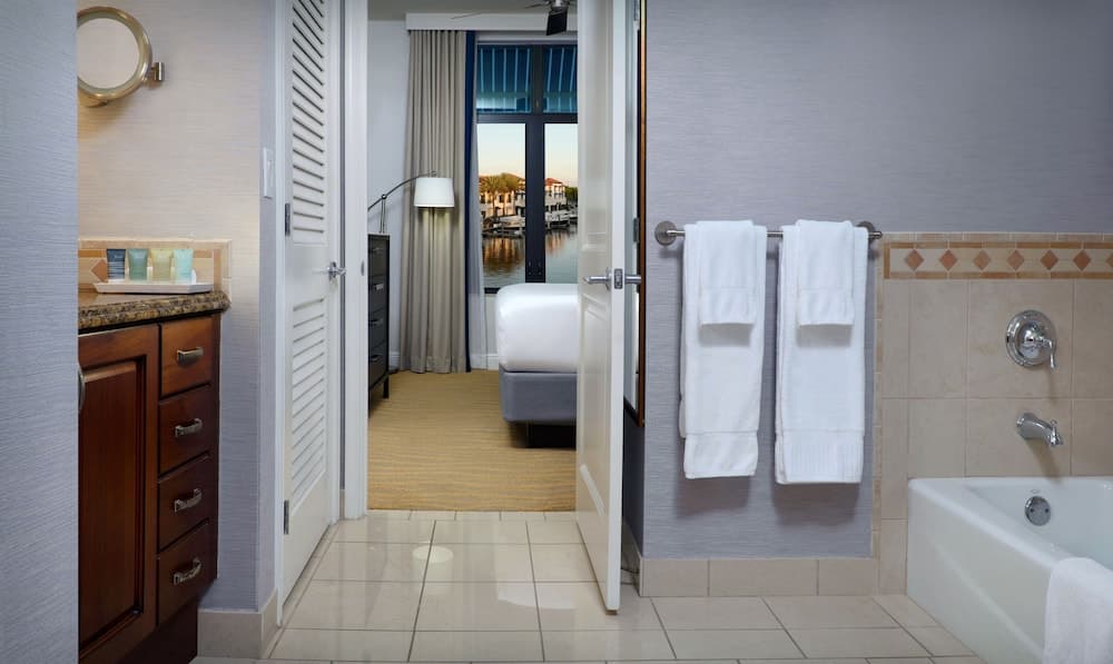 Naples Bay Resort