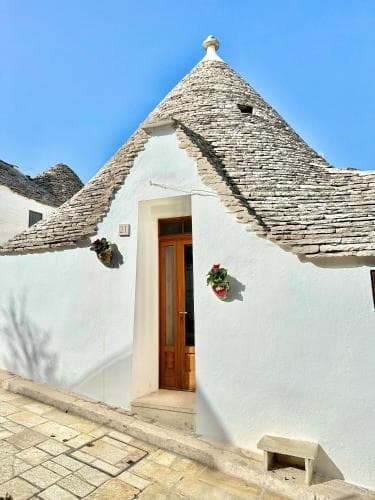 Trulli Moon