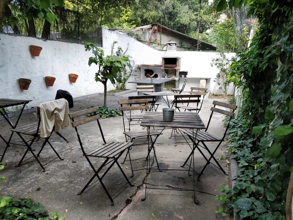 O2 Hostel