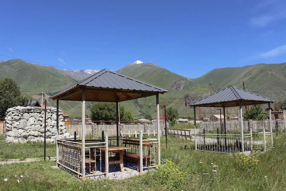 Twinsachkhoti