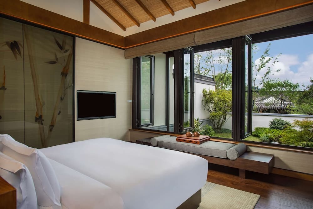 Banyan Tree Anji