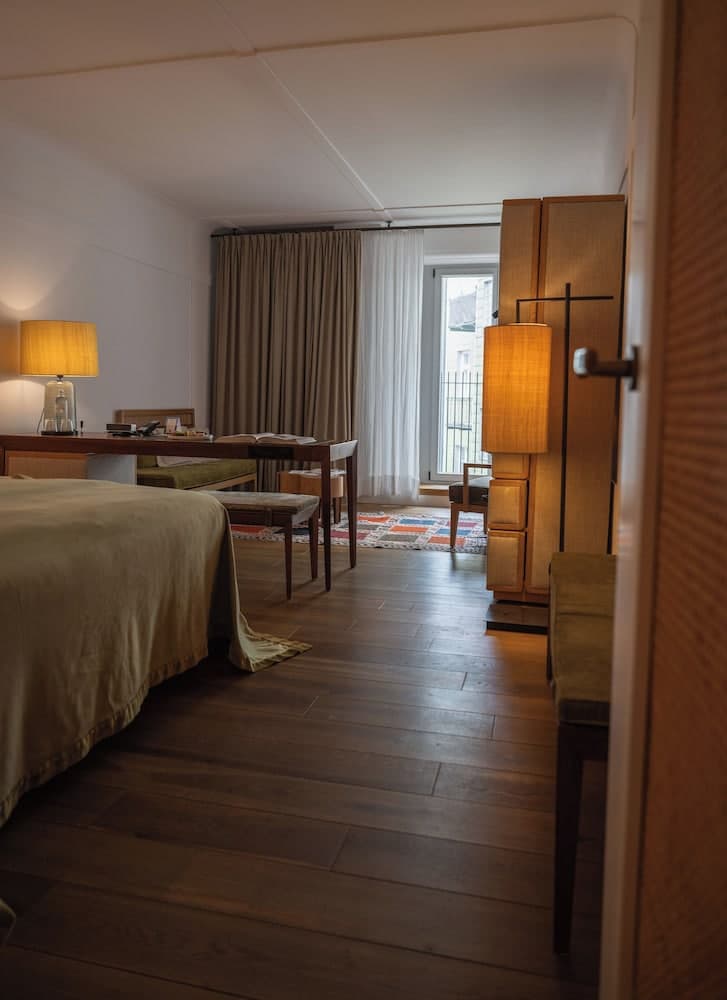 Louis Hotel