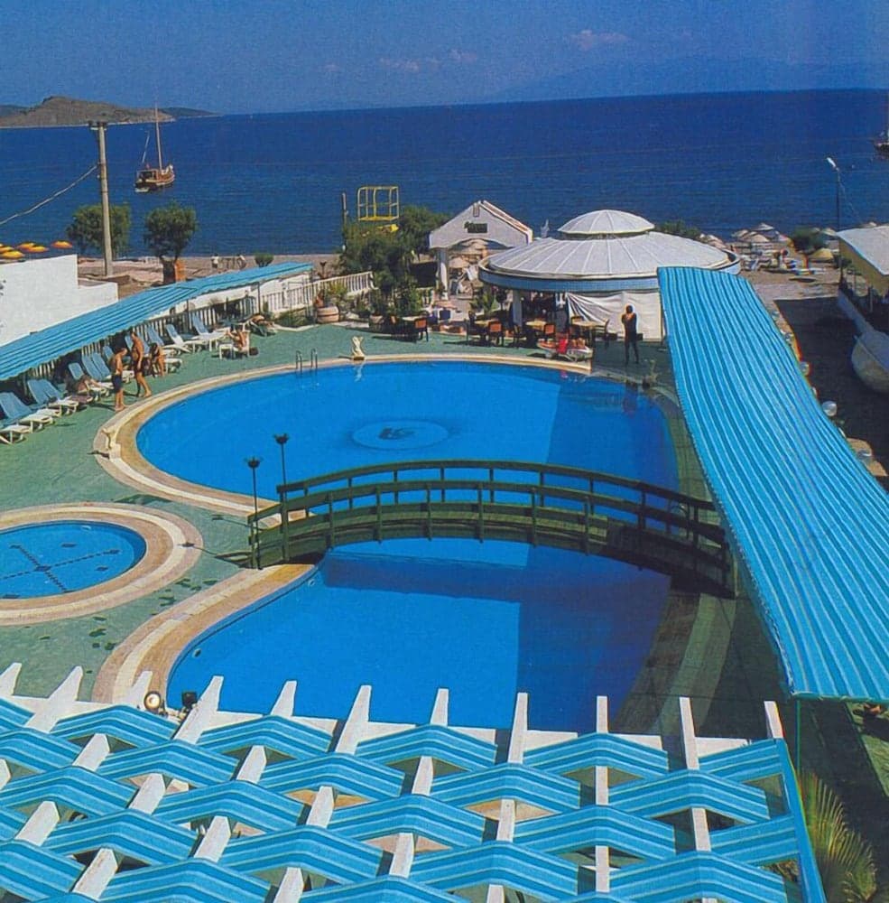Grand Levent Hotel