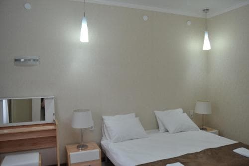 Arman Hotel