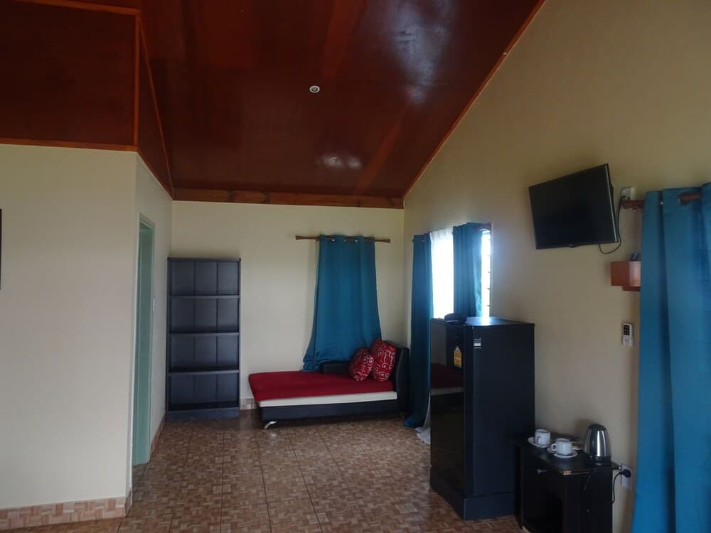 Vakaloa Beach Resort