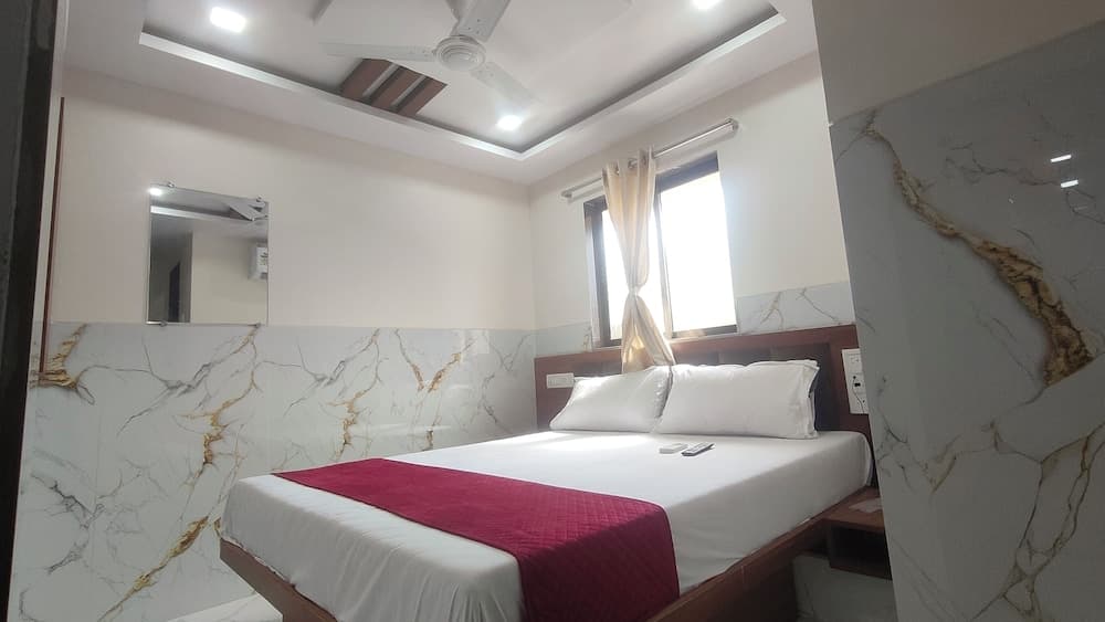 Hotel Samrat Palace