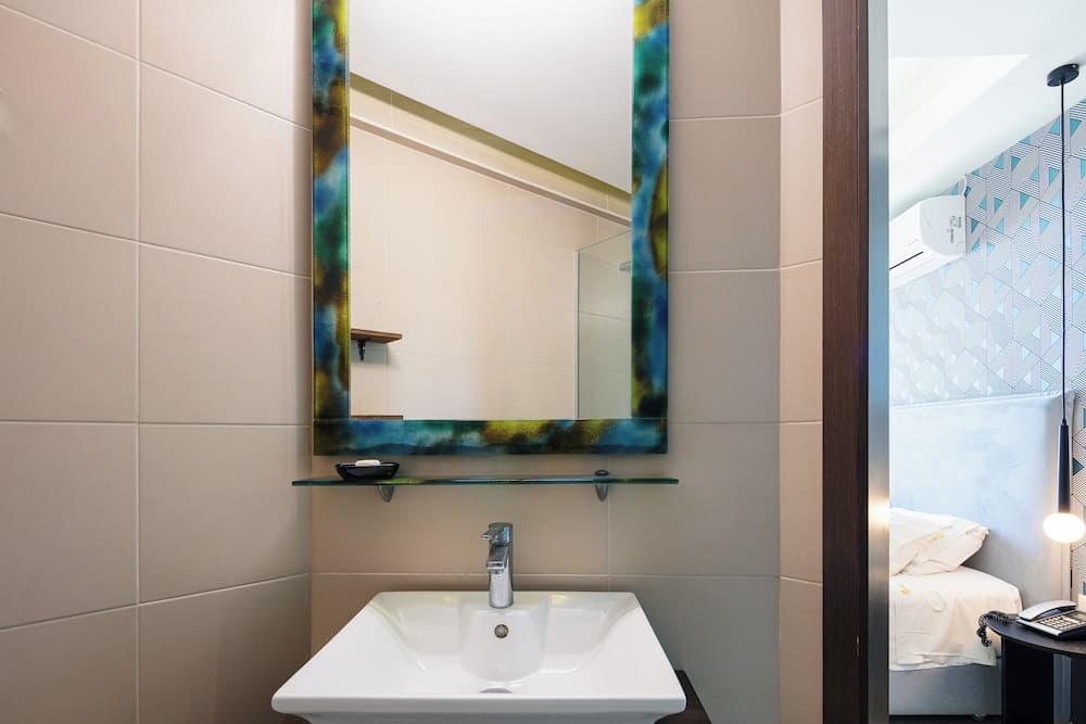 Steris Elegant Beach Hotel