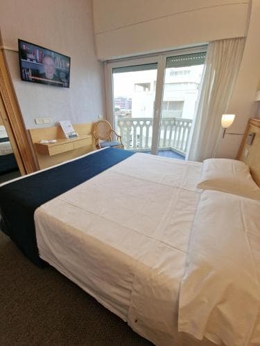 City Hotel