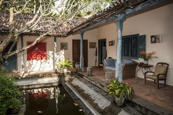 Hempel House